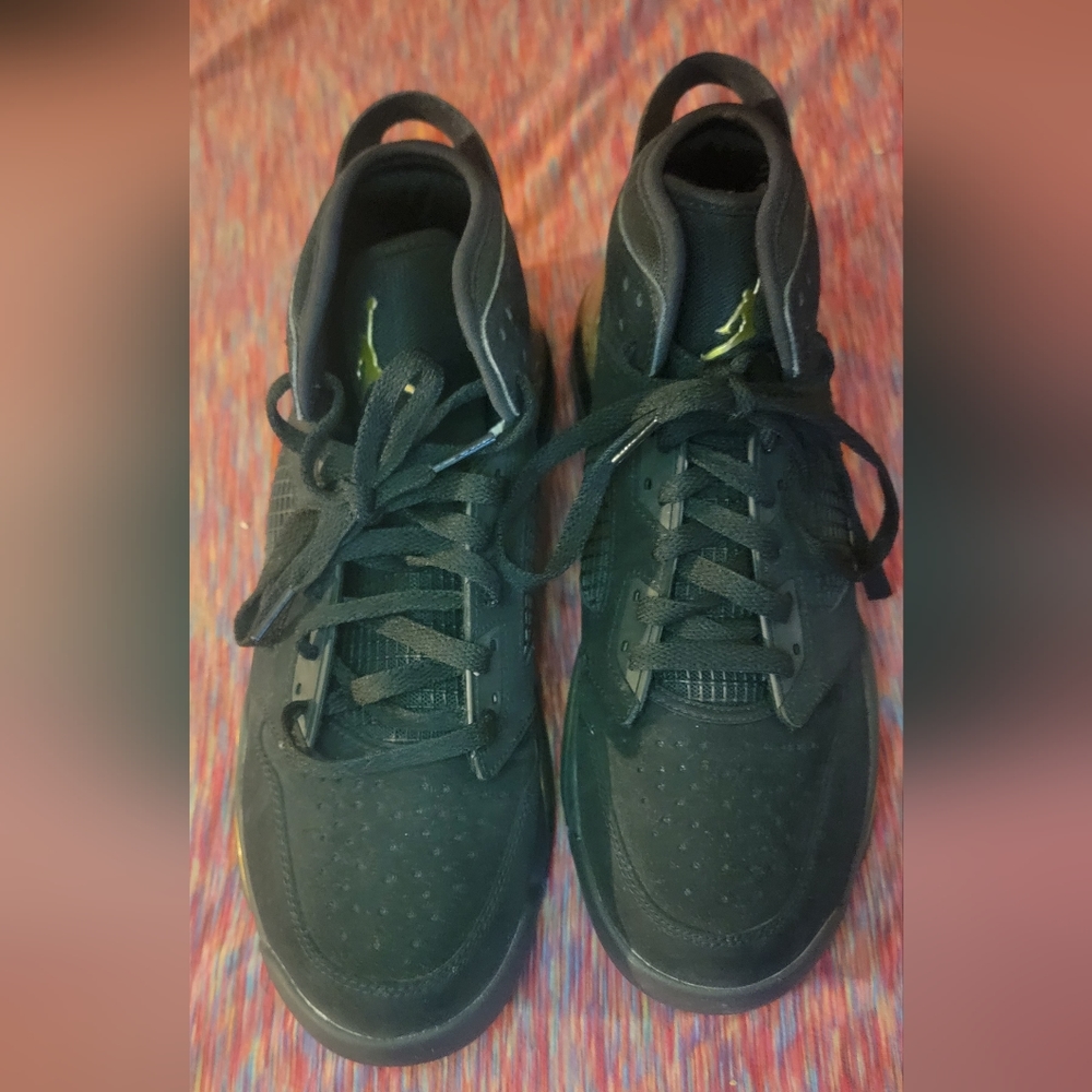 Jordan Mars size 10